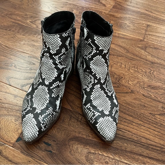 Bleaker & Bond Gwen snakeskin booties - Picture 3 of 8